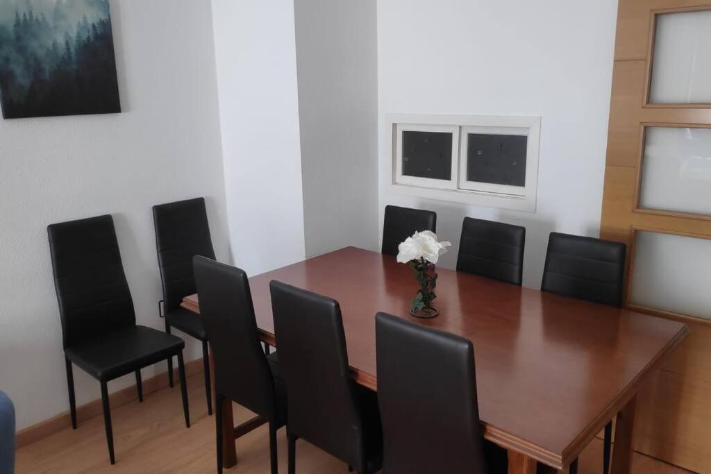 Duplex San Lorenzo 2 Parking Gratuitos Y Piscina Jaen Luaran gambar