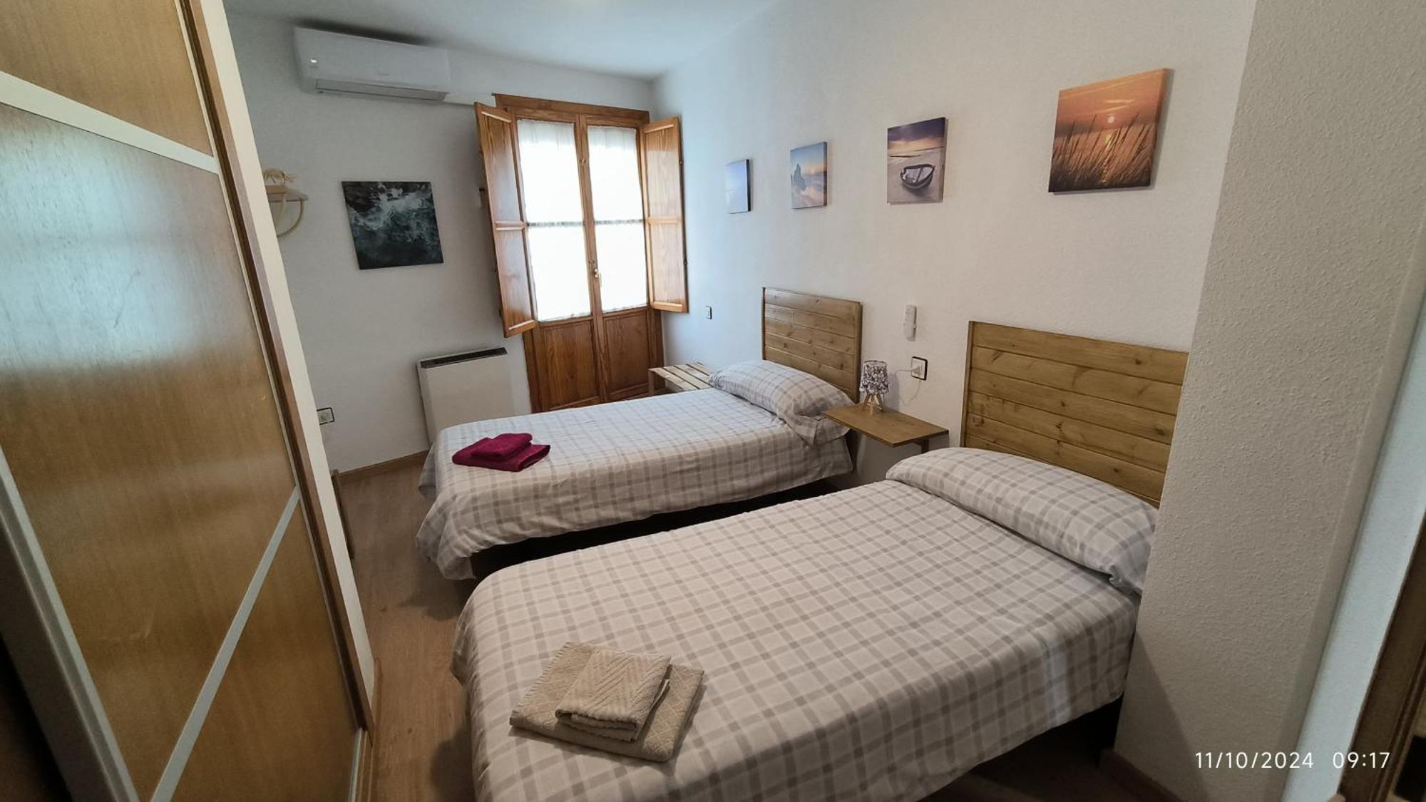Duplex San Lorenzo 2 Parking Gratuitos Y Piscina Jaen Luaran gambar